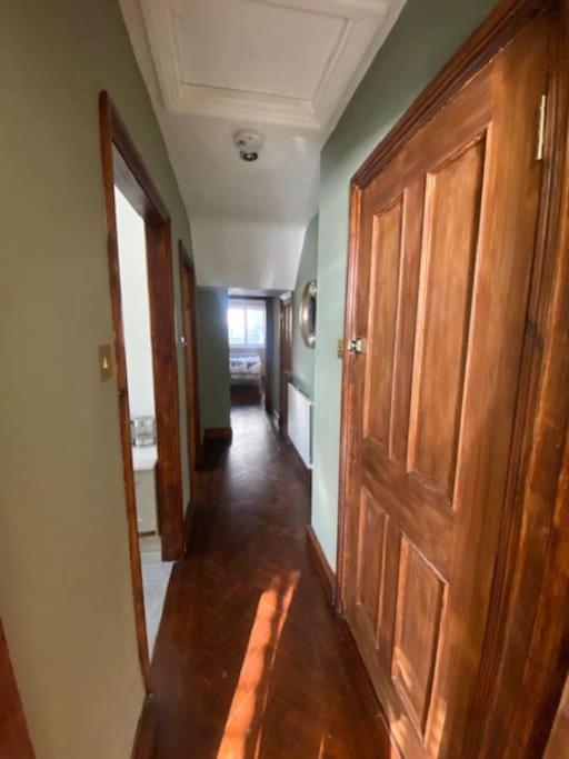 2 Double Bedroom Charming Chelsea Apartment ロンドン エクステリア 写真
