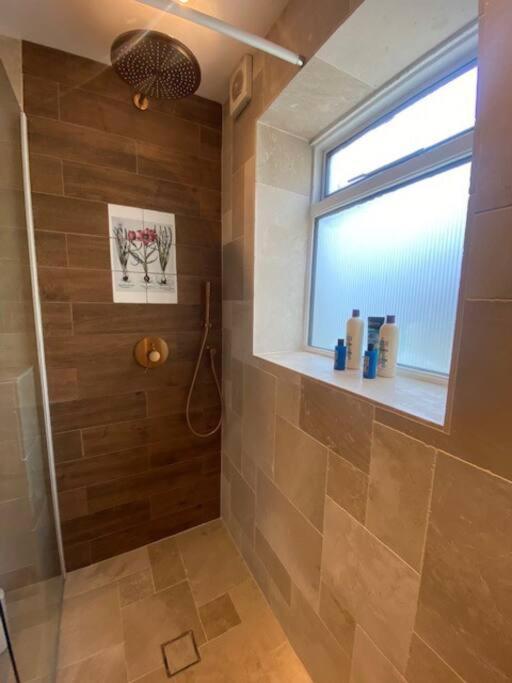 2 Double Bedroom Charming Chelsea Apartment ロンドン エクステリア 写真